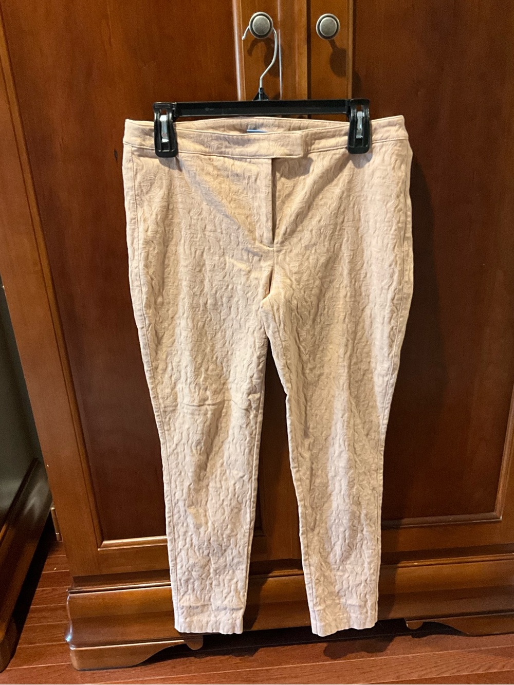 Simply Vera Vera Wang Beige Peachy Textured Slim Pants Size 10